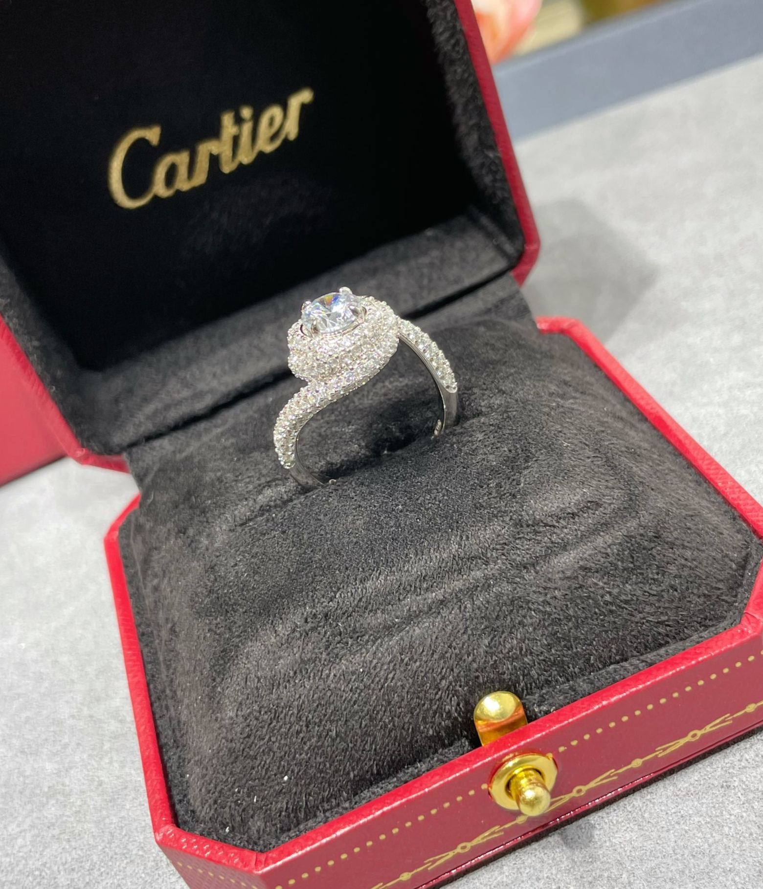 カルティエ「Cartier」