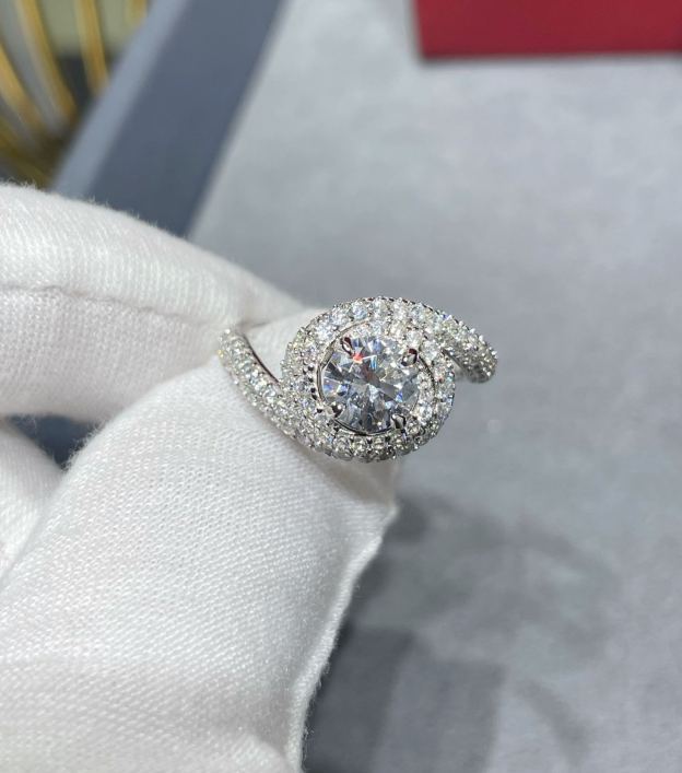 カルティエ「Cartier」