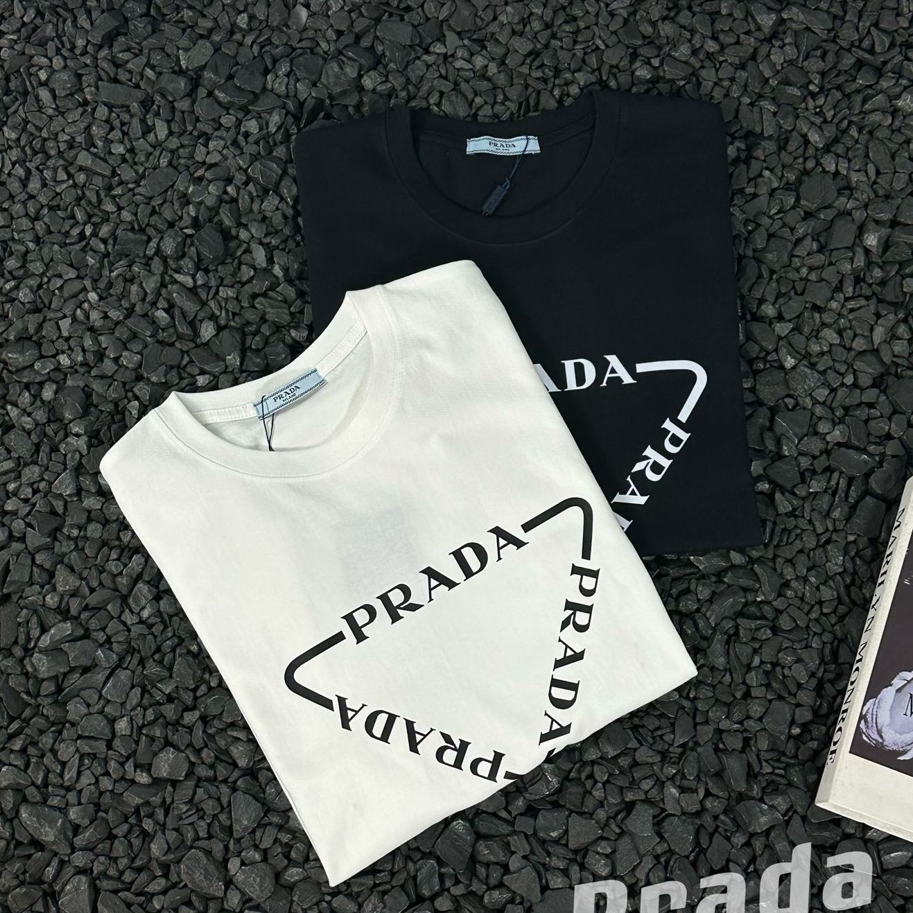 プラダ「Prada」