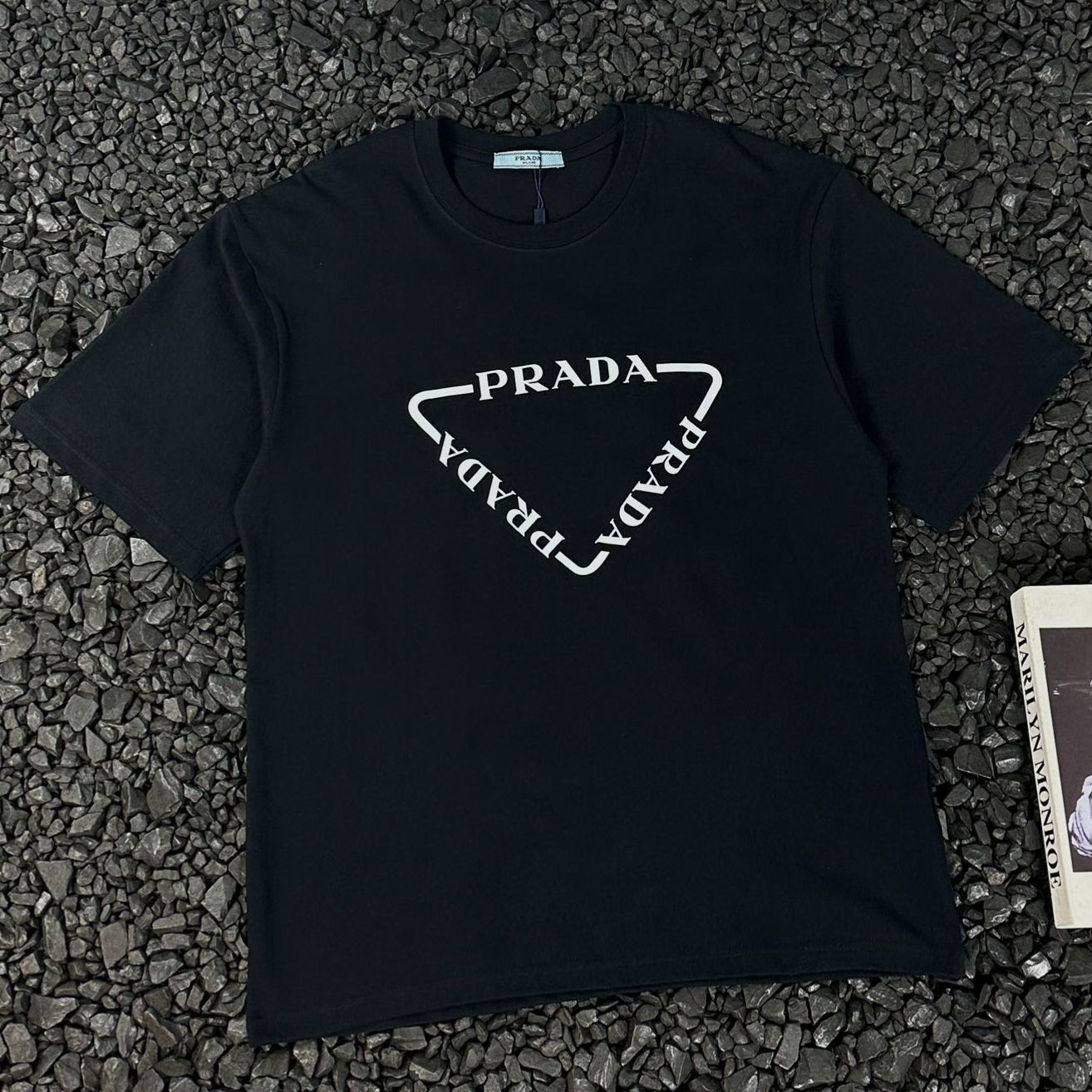 プラダ「Prada」