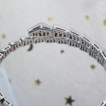 ブルガリ「Bvlgari」