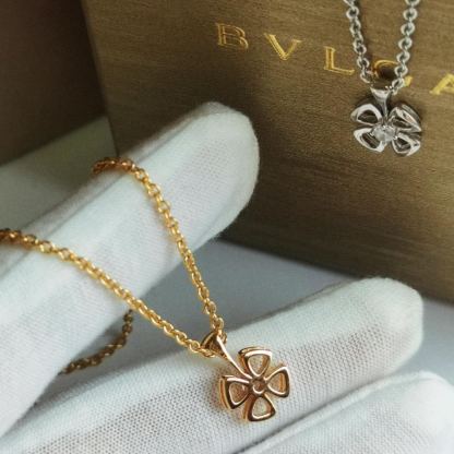 ブルガリ「Bvlgari」