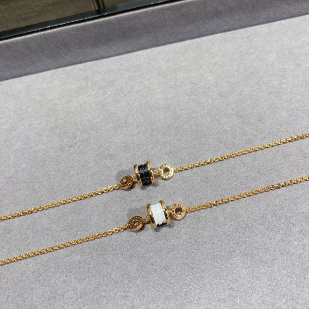 ブルガリ「Bvlgari」CNCトランペットセラミックブレスレット