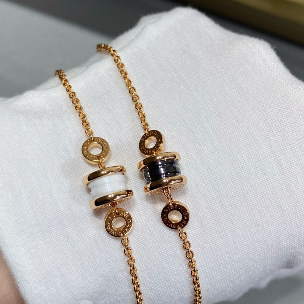 ブルガリ「Bvlgari」CNCトランペットセラミックブレスレット