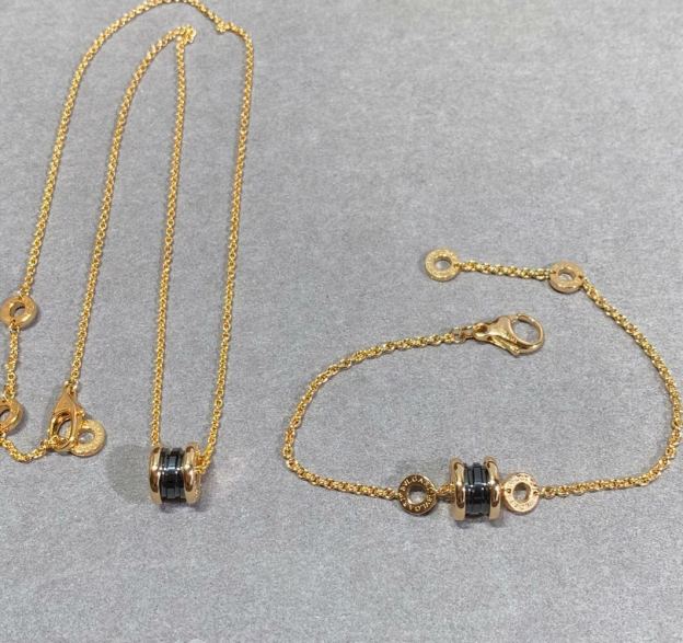 ブルガリ「Bvlgari」CNCトランペットセラミックブレスレット