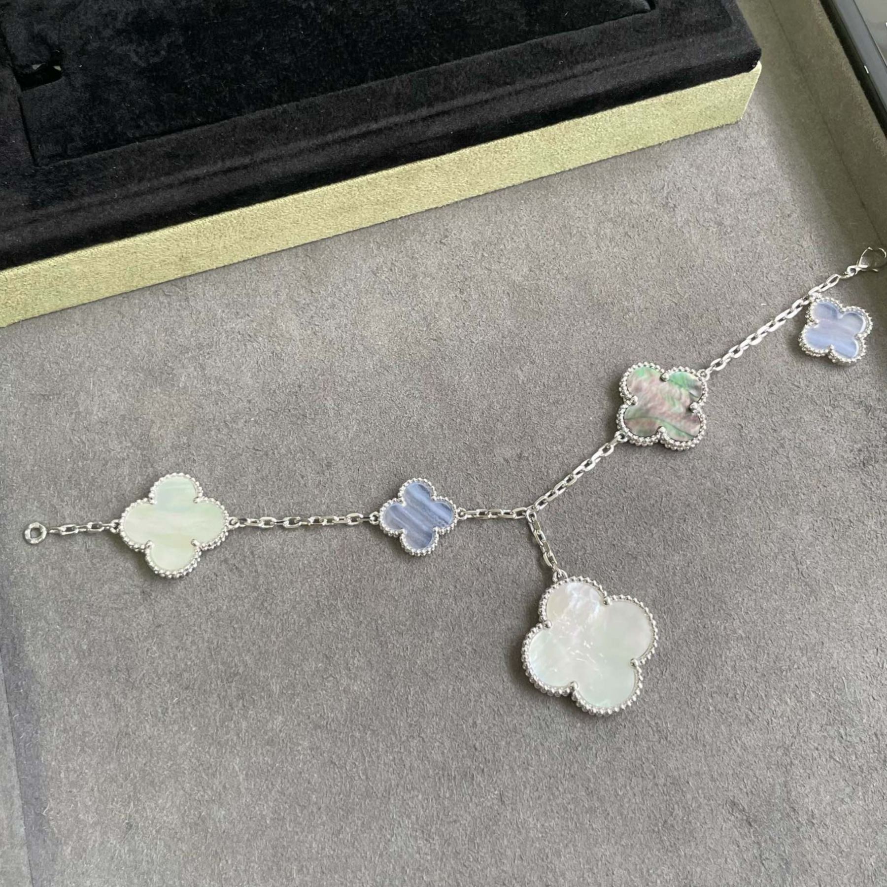 ヴァン クリーフ＆アーペル「Van Cleef & Arpels」