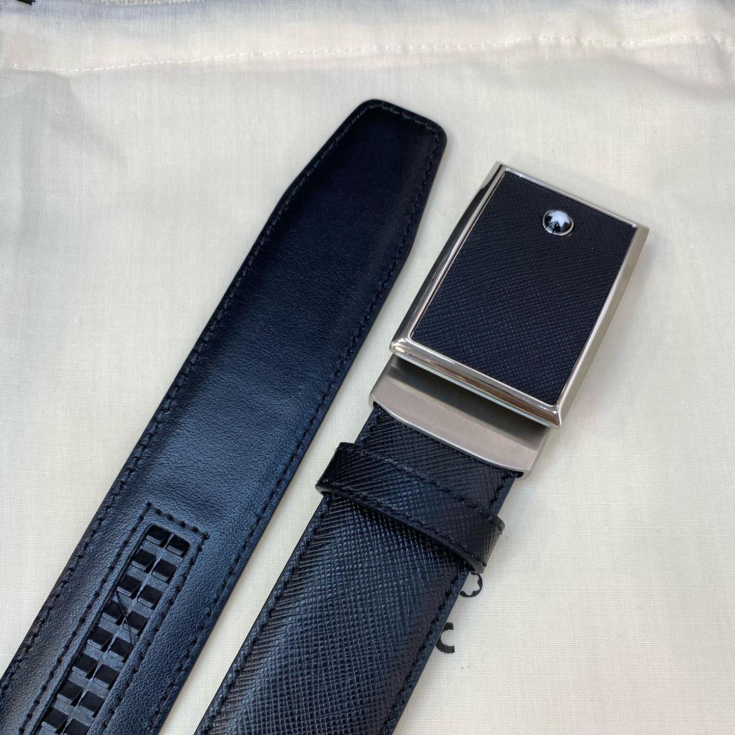 ヴァン クリーフ＆アーペル「Van Cleef & Arpels」100cm