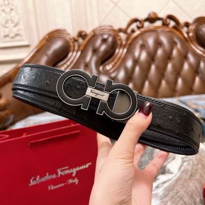 フェラガモ「Ferragamo」リバーシブルベルト