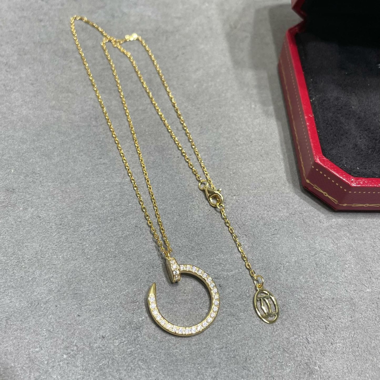 カルティエ「Cartier」