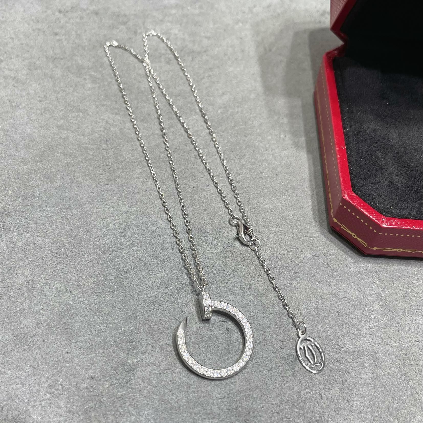 カルティエ「Cartier」