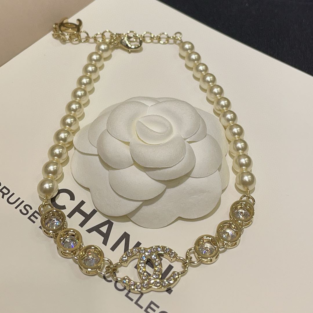 シャネル「Chanel」