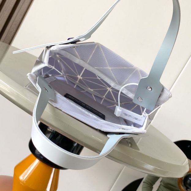 イッセイ・ミヤケ「Issey Miyake」CARAT ダイヤモンドバッグ