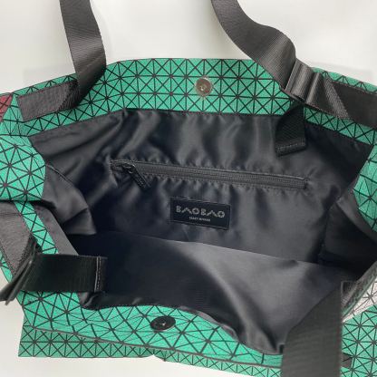 イッセイ・ミヤケ「Issey Miyake」 シリコーン トートバッグ
