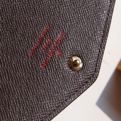 ルイ・ヴィトン「Louis Vuitton」ポルトフォイユ･サラ