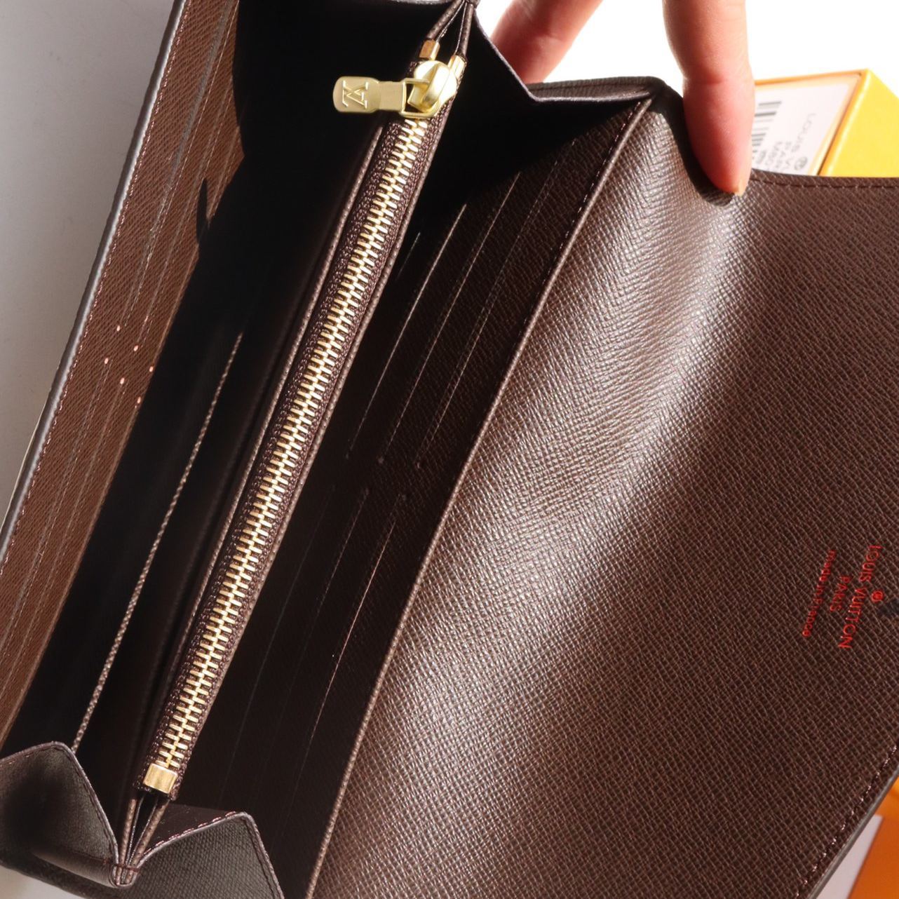 ルイ・ヴィトン「Louis Vuitton」ポルトフォイユ･サラ