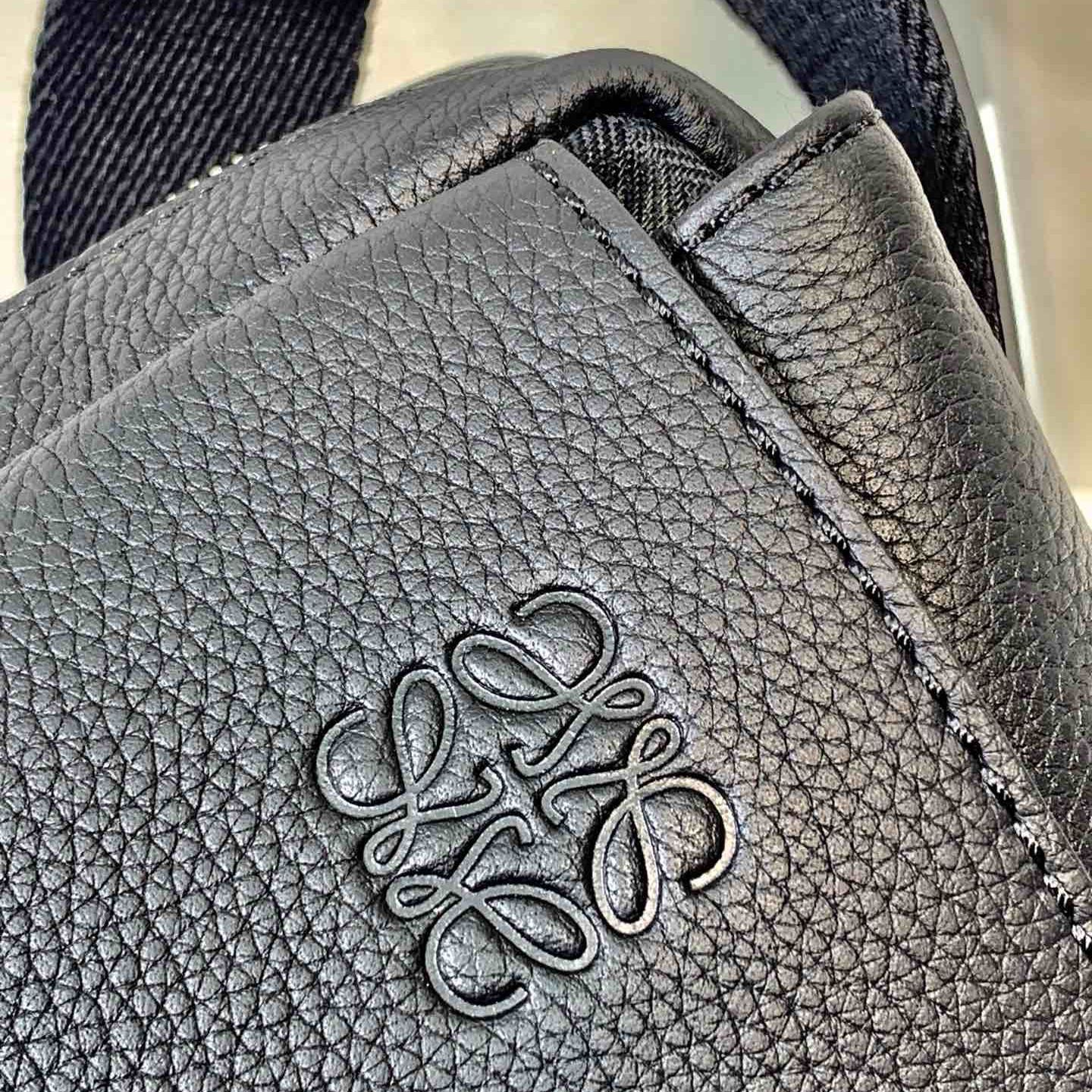 ロエベ「Loewe」