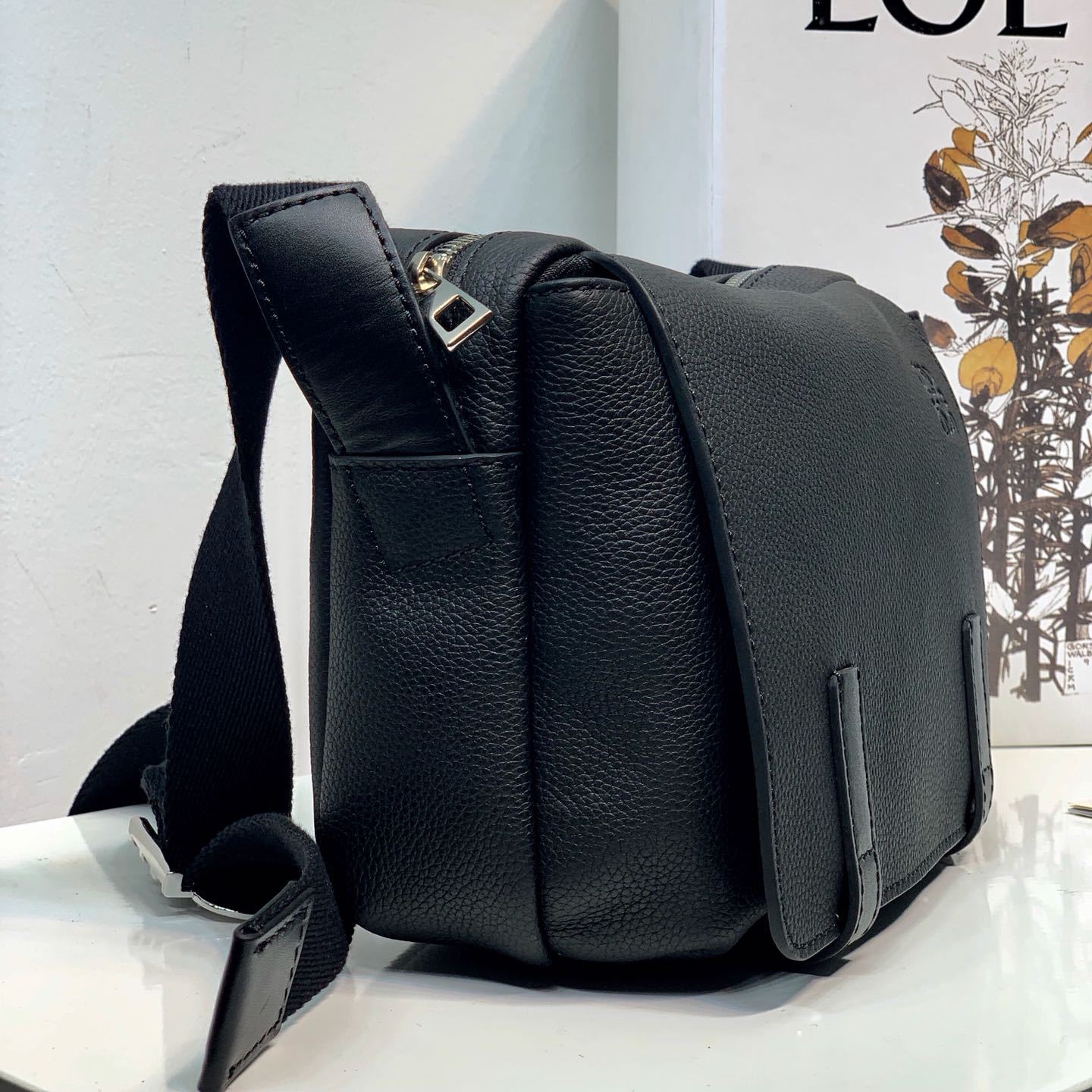 ロエベ「Loewe」