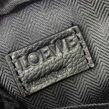 ロエベ「Loewe」