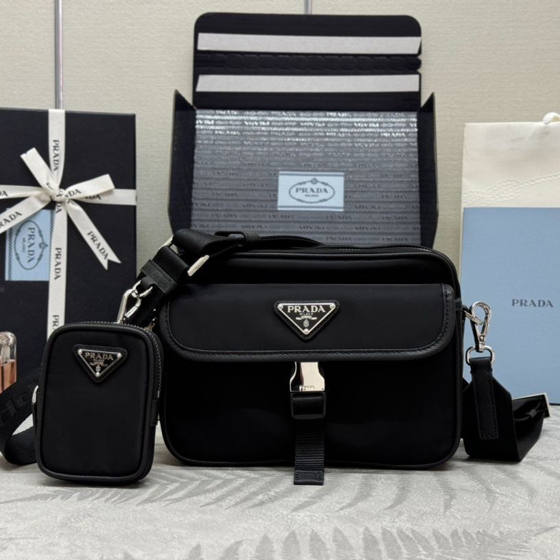 プラダ「Prada」