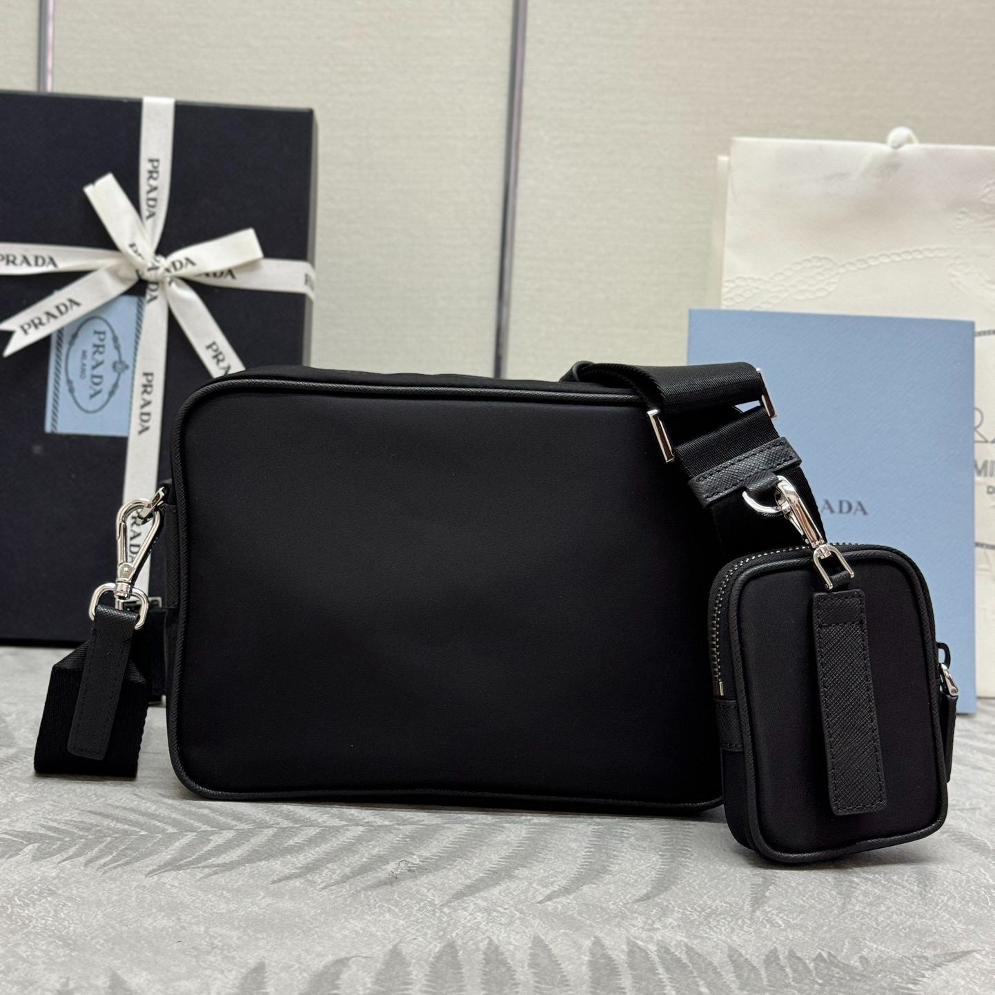 プラダ「Prada」