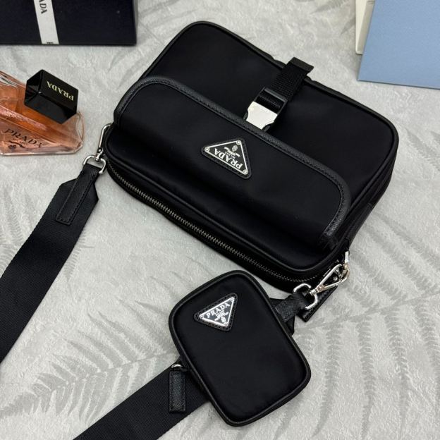 プラダ「Prada」