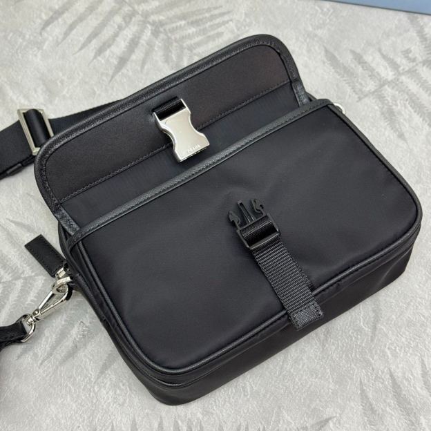 プラダ「Prada」