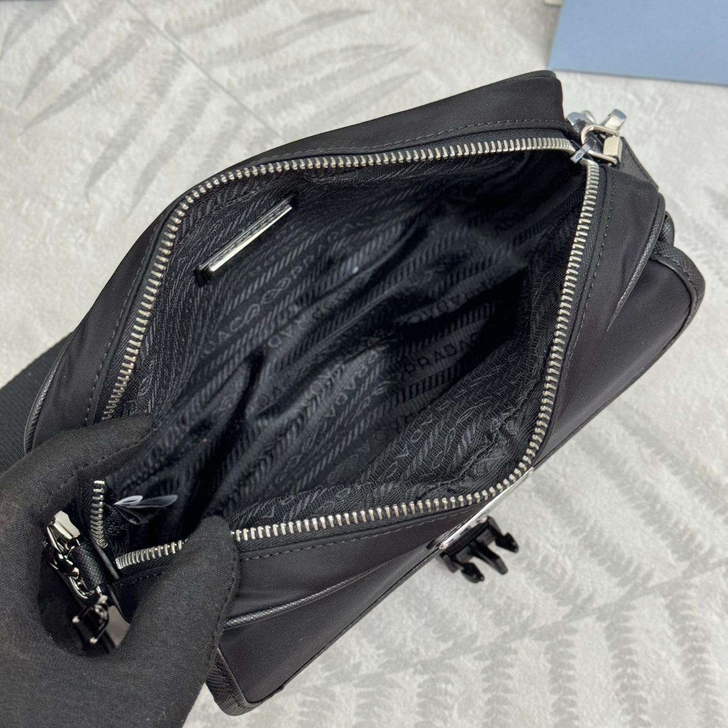 プラダ「Prada」