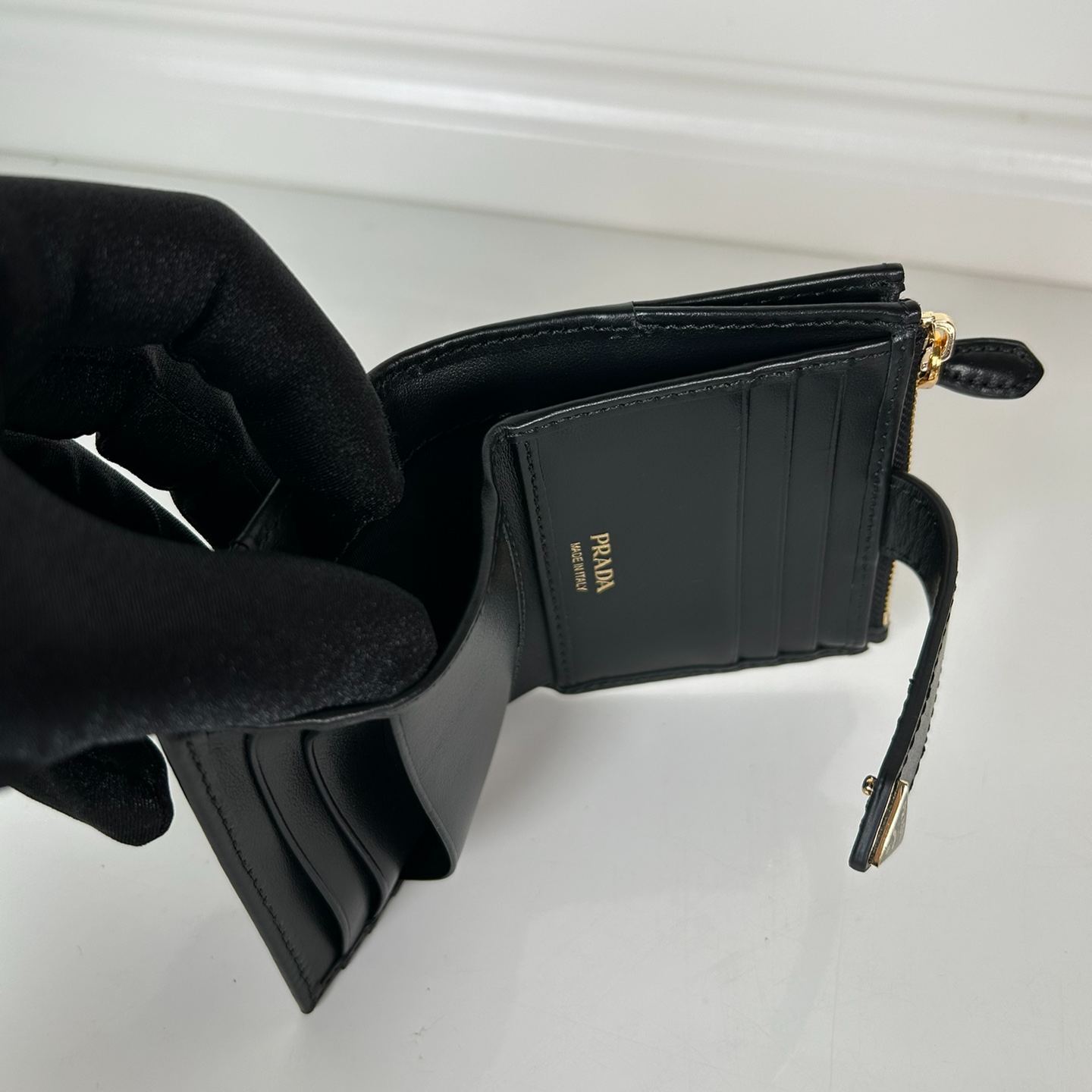 プラダ「Prada」