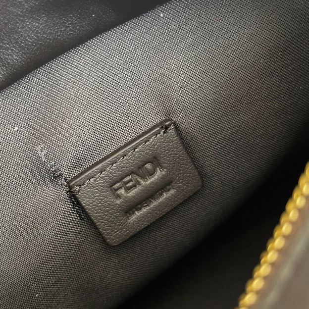 フェンディ「Fendi」