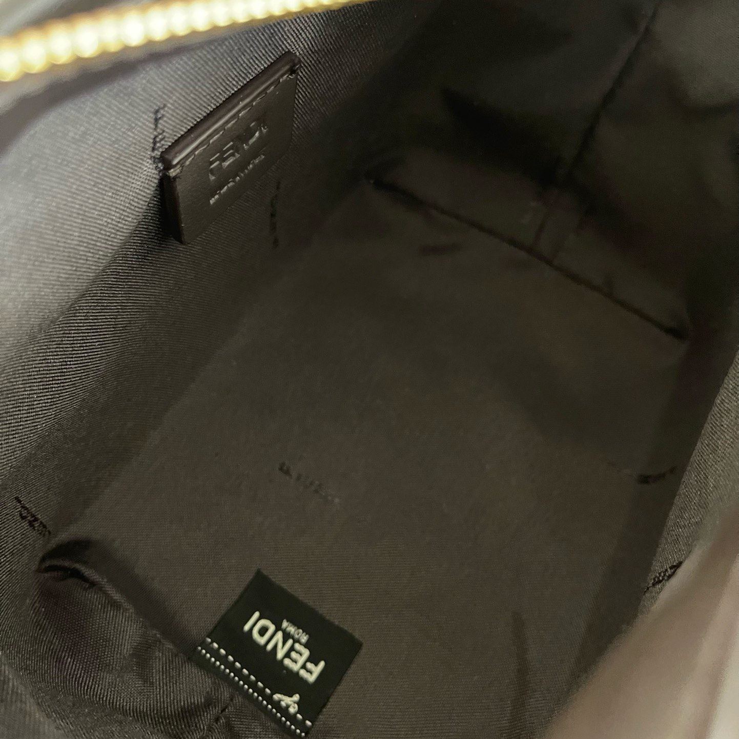 フェンディ「Fendi」