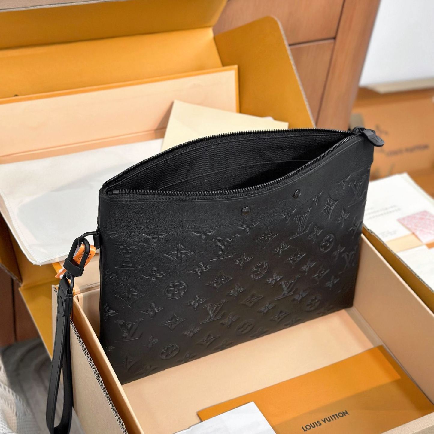 ルイ・ヴィトン「Louis Vuitton」