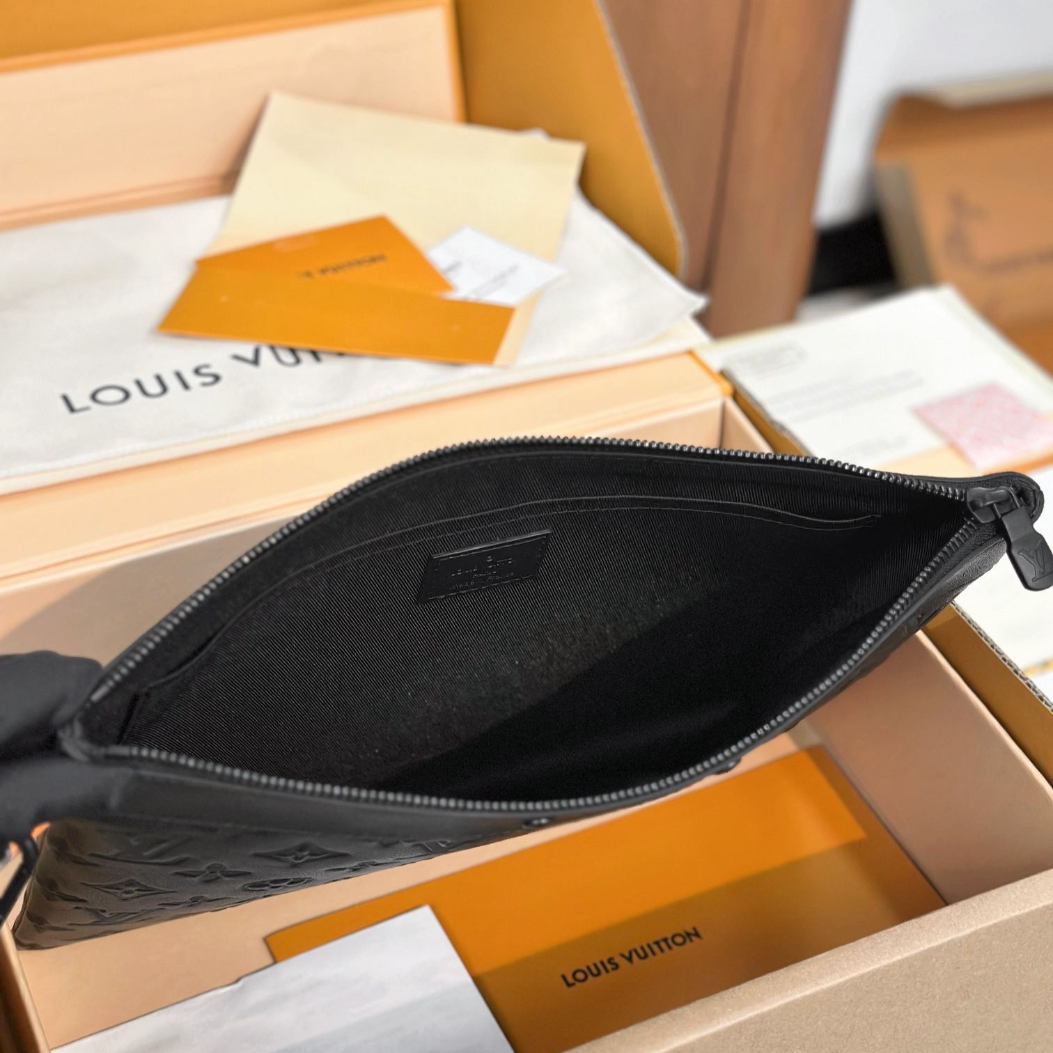 ルイ・ヴィトン「Louis Vuitton」