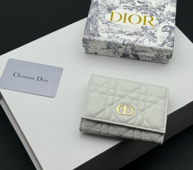 ディオール「Dior」