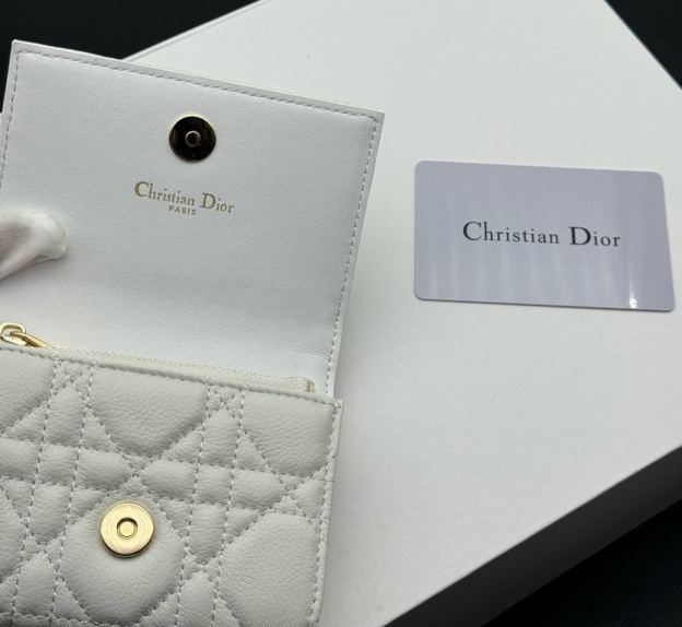 ディオール「Dior」