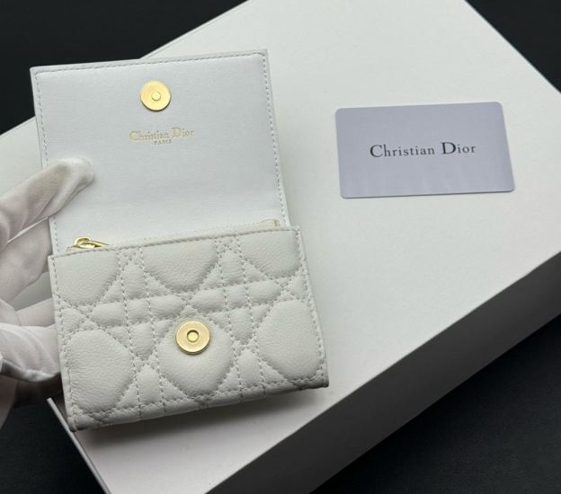 ディオール「Dior」