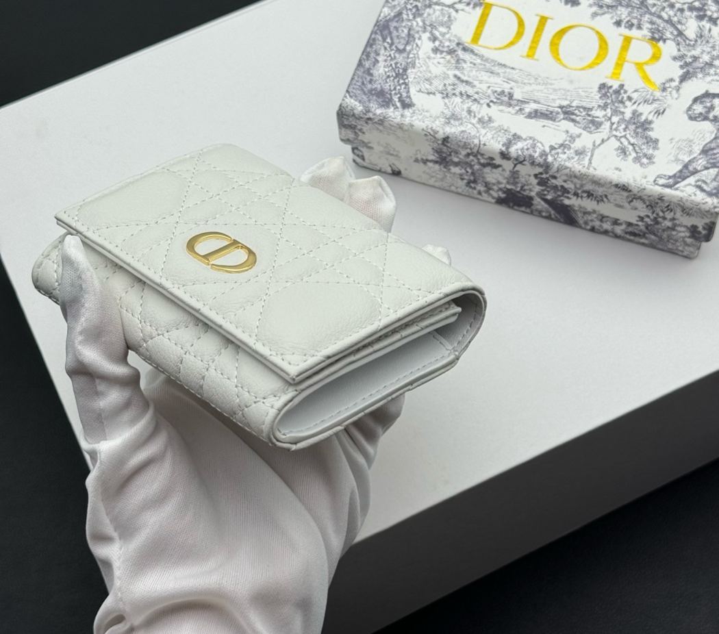 ディオール「Dior」
