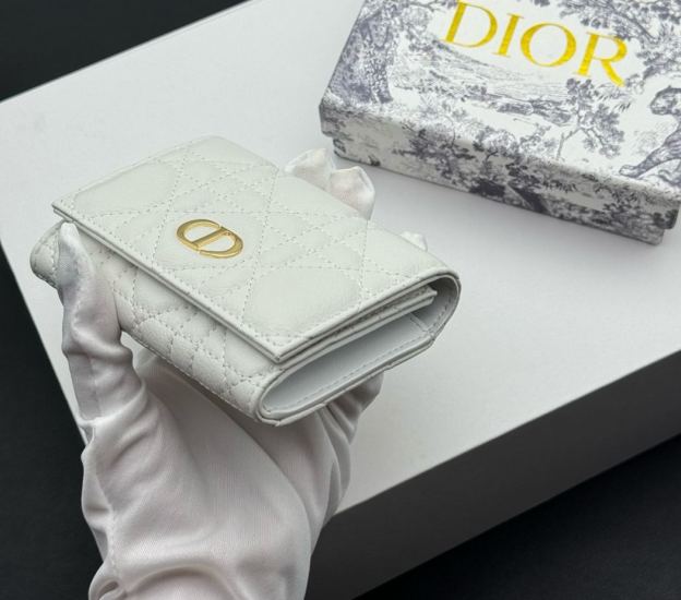 ディオール「Dior」
