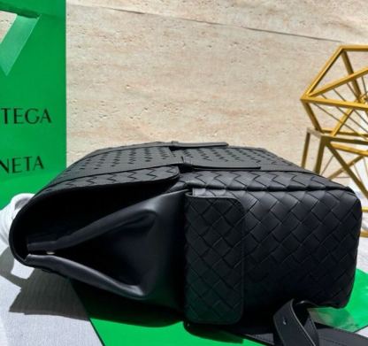 ボッテガ・ヴェネタ「Bottega Veneta」