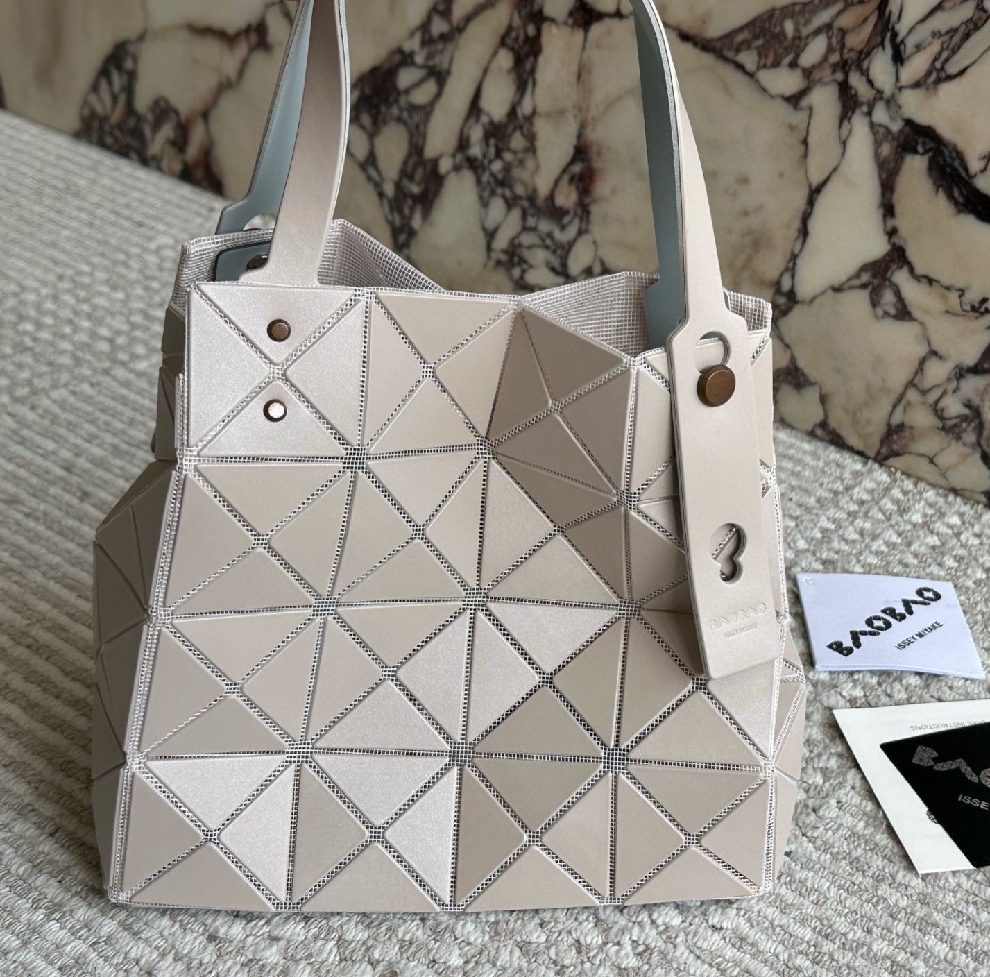 モイナ「Moynat」