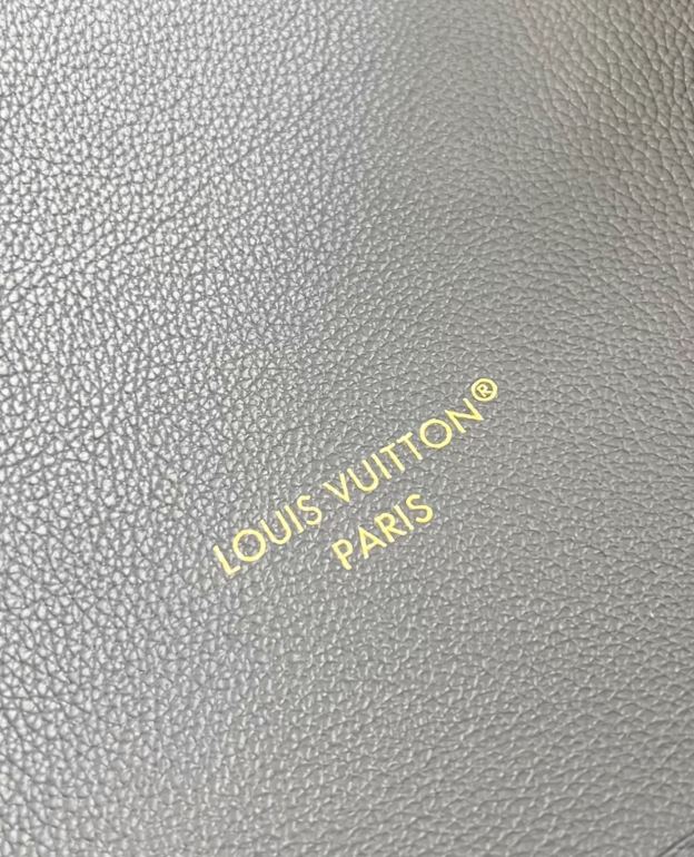 ルイ・ヴィトン「Louis Vuitton」