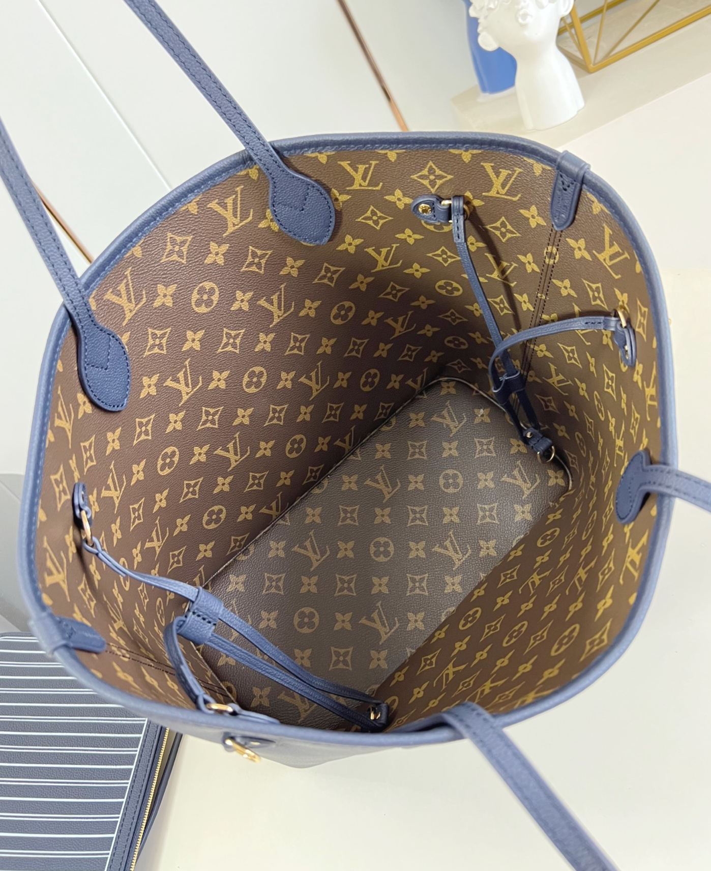 ルイ・ヴィトン「Louis Vuitton」