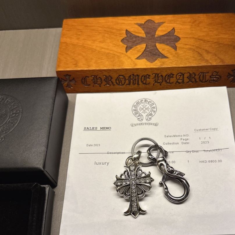 クロムハーツ「Chrome Hearts」キーホルダー＆バッグチャーム - トレンドシンボル