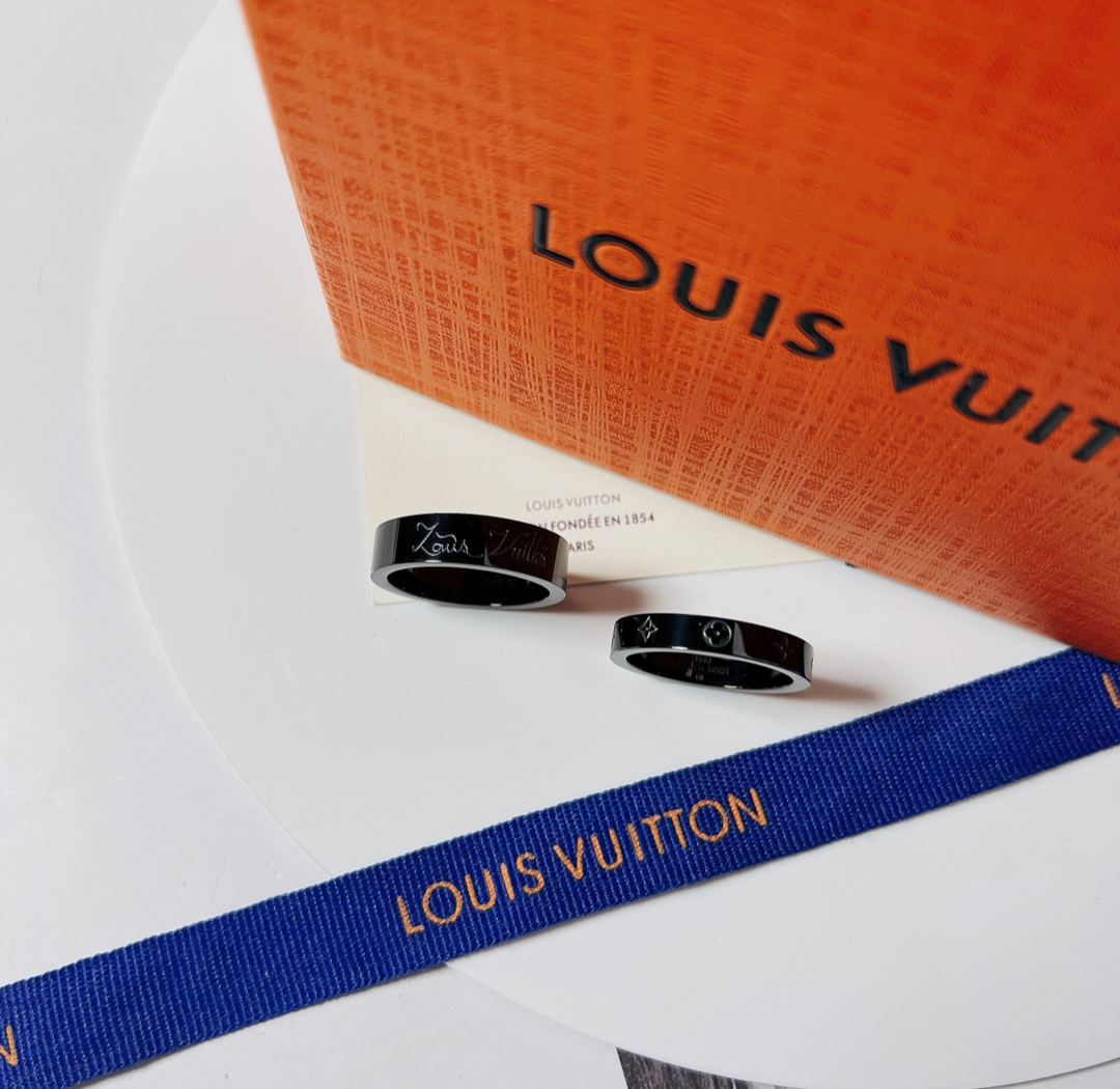 ルイ・ヴィトン「Louis Vuitton」