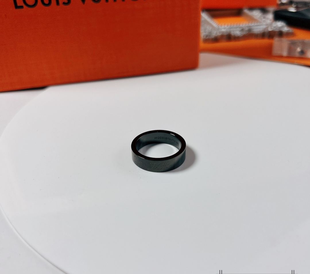 ルイ・ヴィトン「Louis Vuitton」