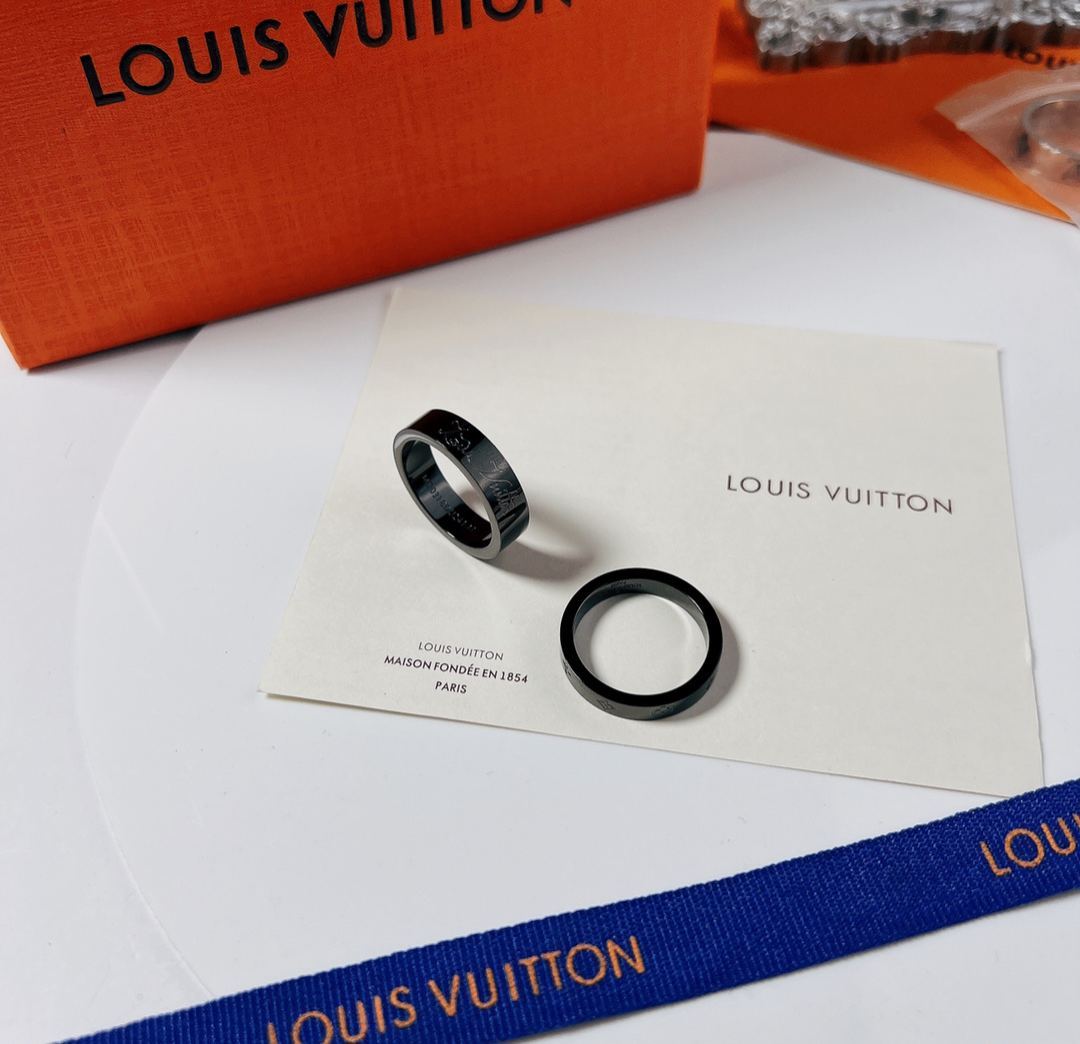 ルイ・ヴィトン「Louis Vuitton」