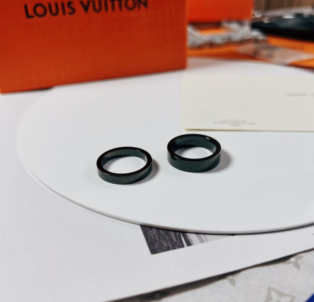 ルイ・ヴィトン「Louis Vuitton」