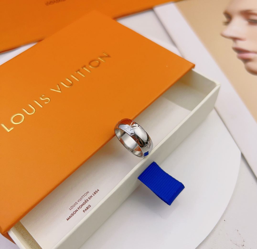 ルイ・ヴィトン「Louis Vuitton」