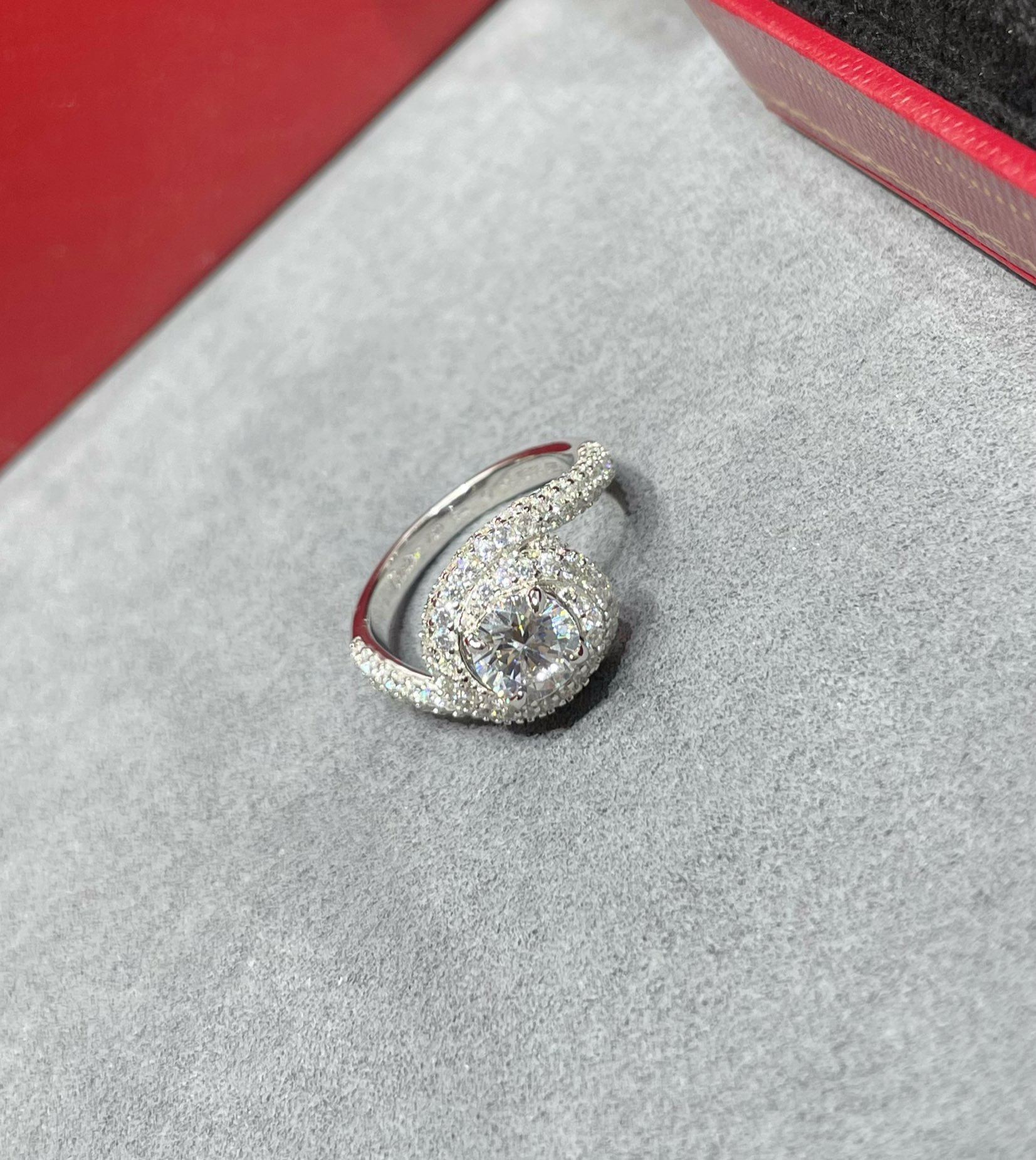 カルティエ「Cartier」