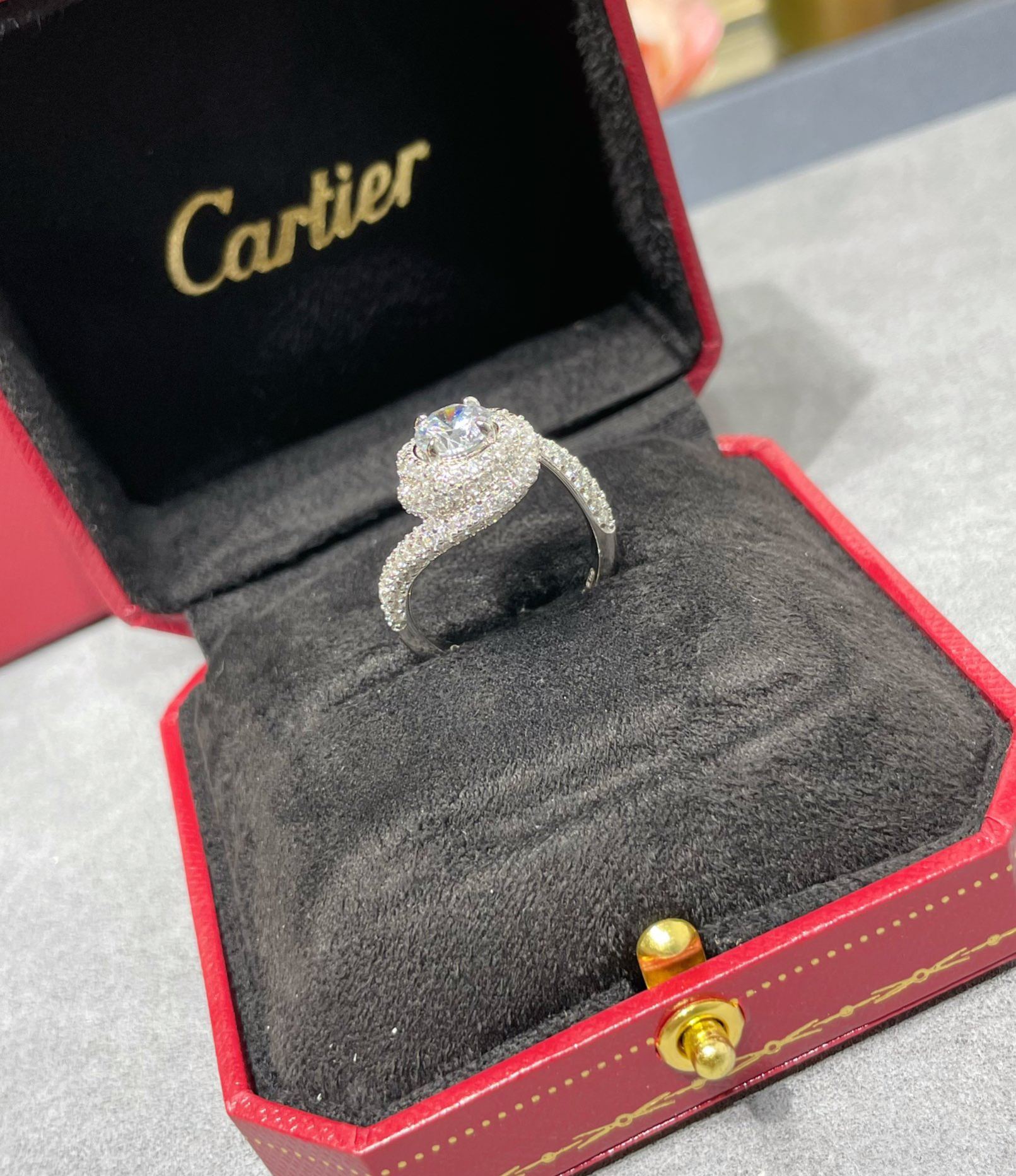 カルティエ「Cartier」