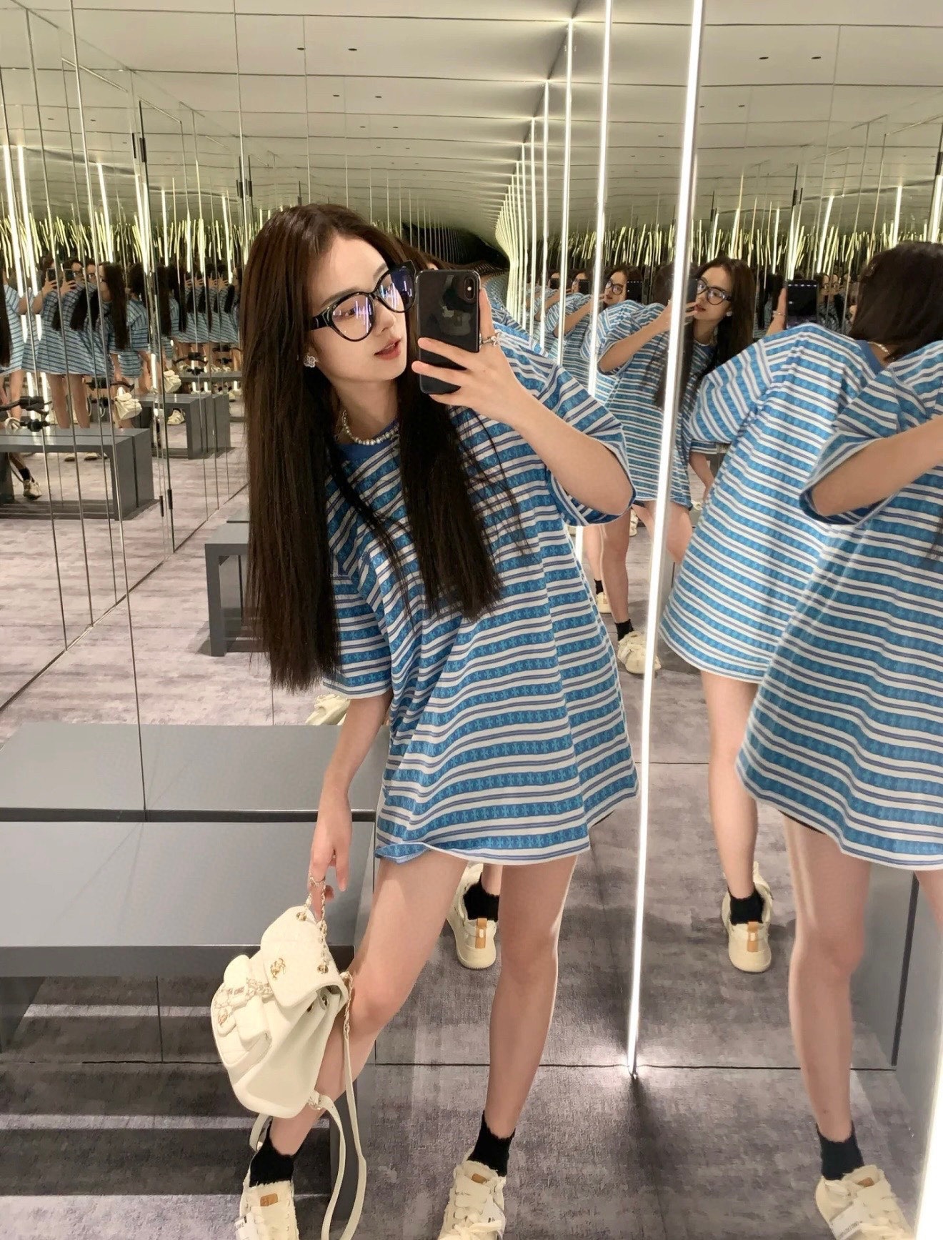 クロムハーツ「Chrome Hearts」 ストライプサンスクリットTシャツ